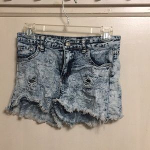 Short shorts